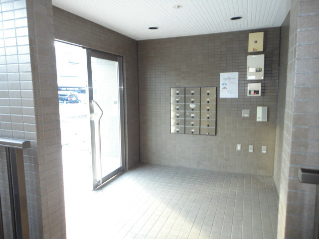 クレスト鹿浜 ロビー
