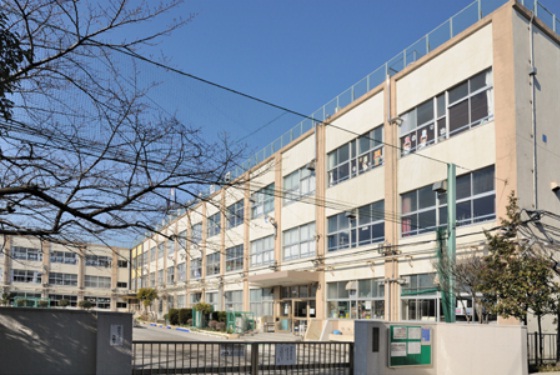 ホワイトシティ新井 小学校