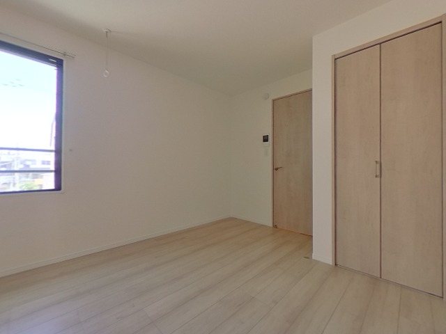 べルテイン関原 ベッドルーム