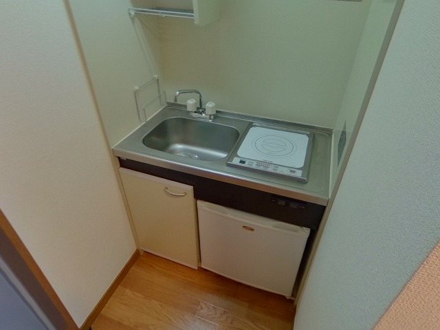 ラ・トゥール川口 キッチン