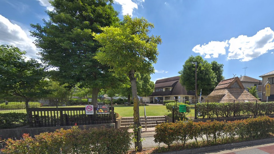 嶋村コーポ 公園