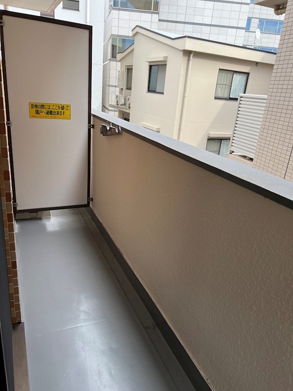 代々木伊藤ローヤルコーポ　 ベランダ