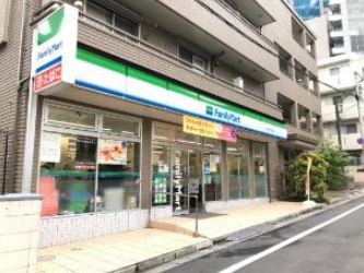 ソレム天神　地下倉庫 コンビニ