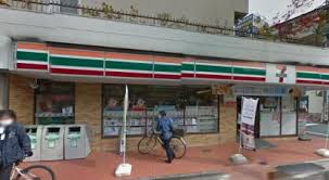 ガーラ・ヴィスタ練馬中村橋 コンビニ