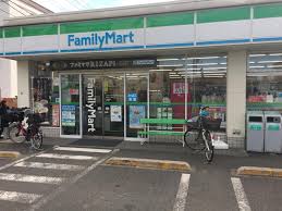 ラ・カーサ・フェリス コンビニ