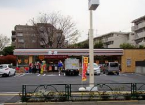 スカイコート浮間ガーデン コンビニ
