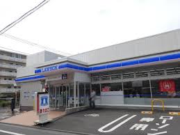 カーサ　トミー コンビニ