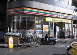 メゾン＿バディ コンビニ