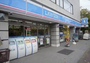 オークヴィレッジ コンビニ