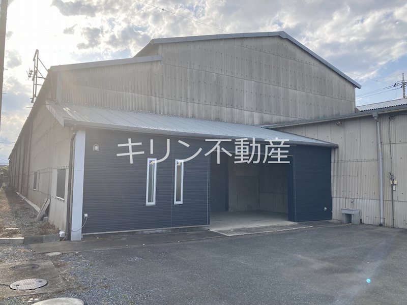 あおき貸倉庫 外観