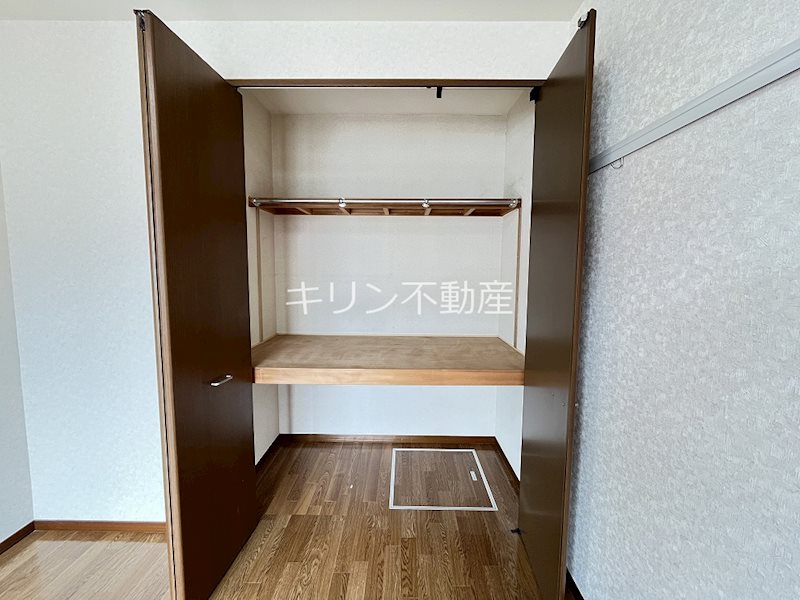 メゾンドフルールB 収納