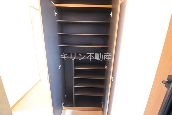 セジュール栗田B 収納