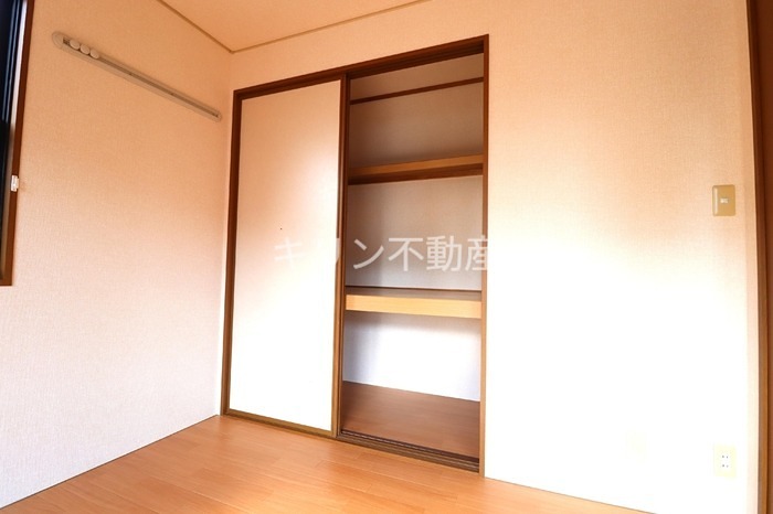 セジュール栗田B 収納