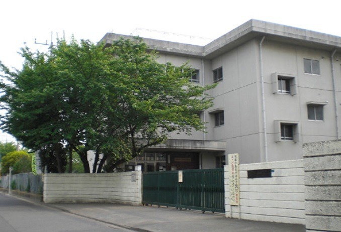セジュール栗田B 小学校