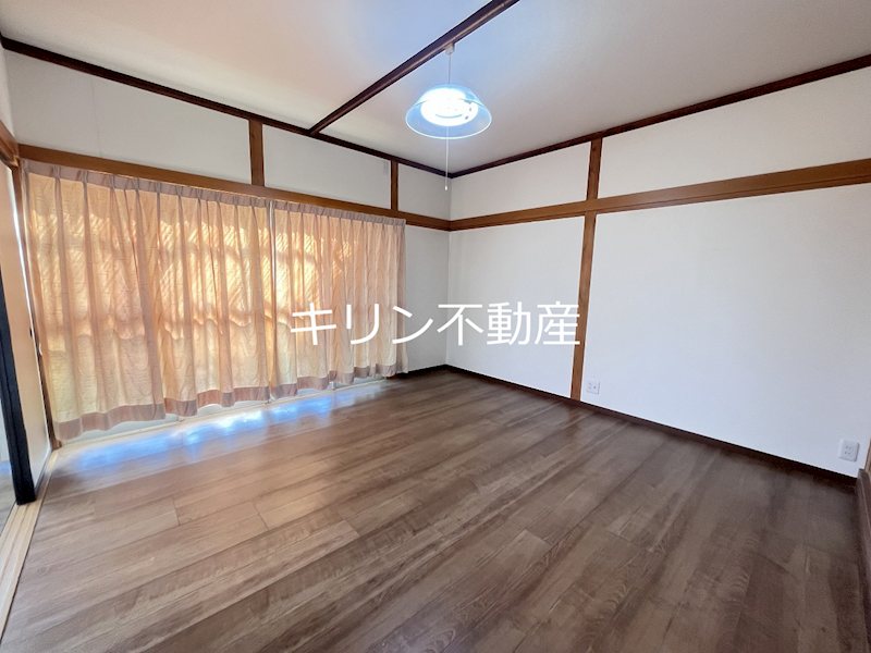 西五十子戸建貸家 リビング