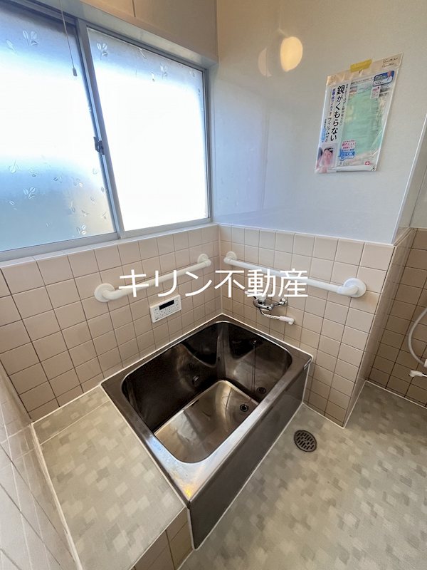 西五十子戸建貸家 風呂画像