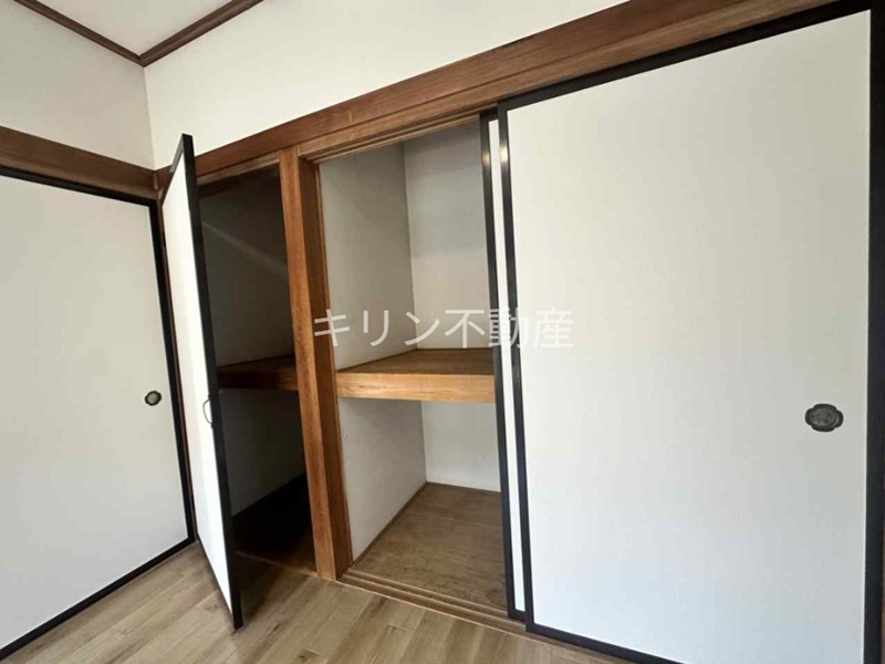 エポワス本庄 収納