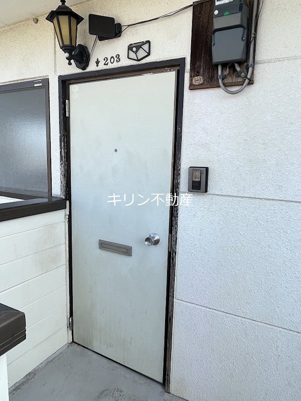 エポワス本庄 玄関