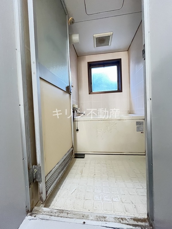 朝日町マンション 玄関