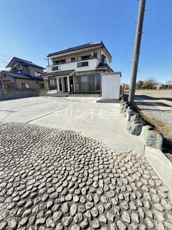 ワープ戸建 駐車場