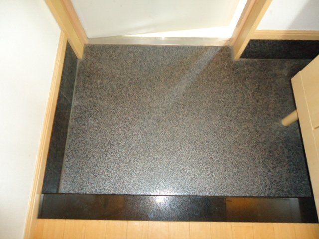プリベールアイカワⅡ ロビー