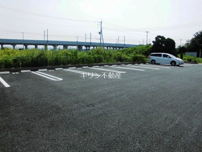 アリビオ 駐車場