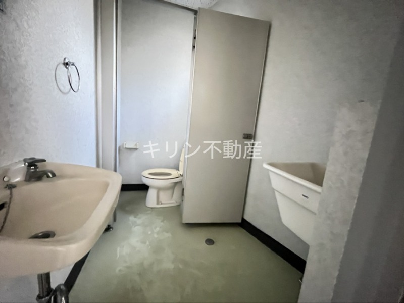 FTビル トイレ