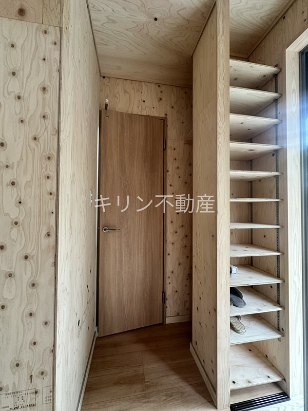サン戸建 収納
