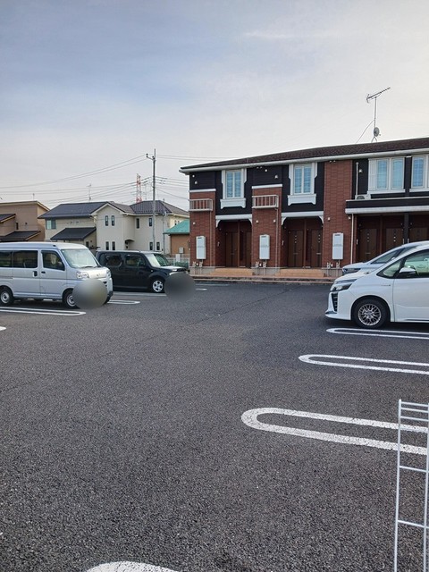 ニューフォレスト 駐車場