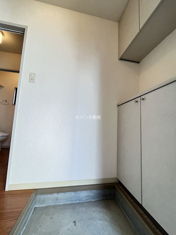 ディアス輝B 玄関