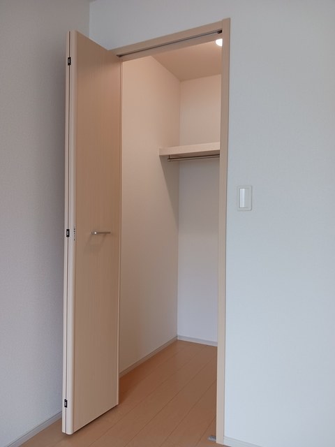 メゾン　ラフレⅡ 収納