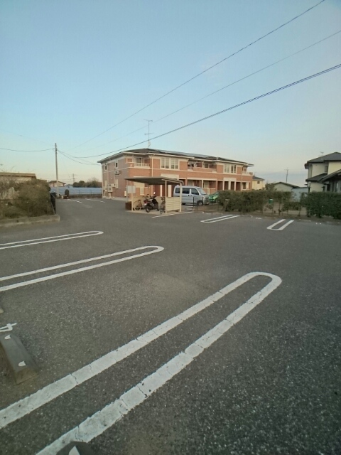 カーサ・ｄｅ・ＭⅡ 駐車場