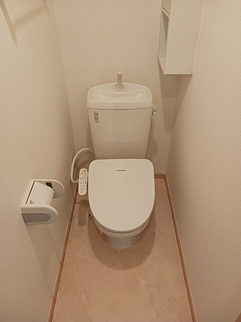 メゾン　ドゥ　ソレイユ トイレ