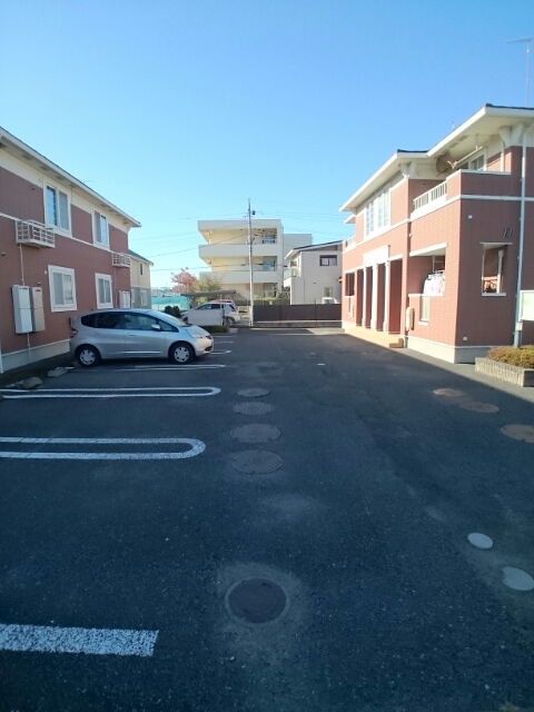 プリエールＤ 駐車場