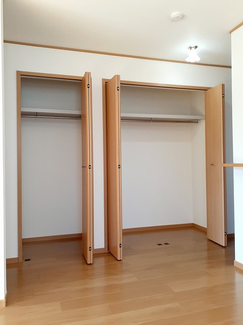 プリエールＣ 収納