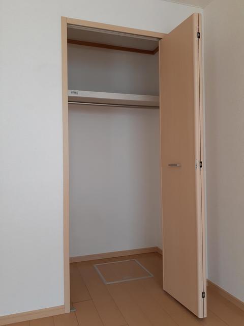 ニューシティーさかえ 収納