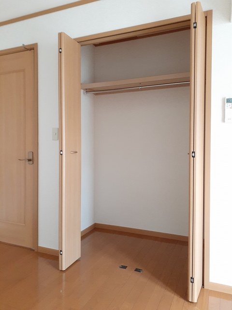 パラシオ 収納