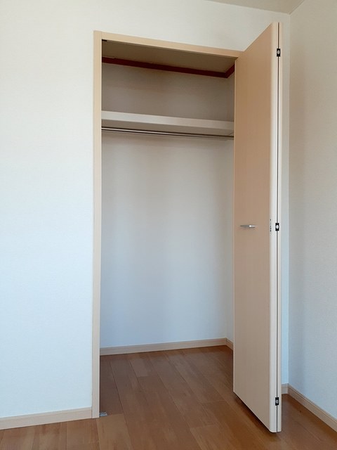 ニューシティーさかえ 収納