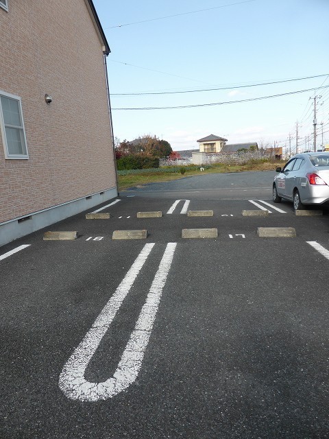 ソレイユ・Ｂ 駐車場