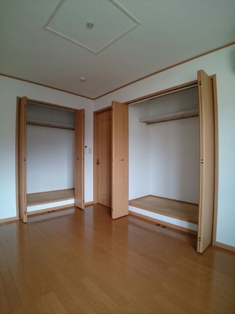 ヴィクトワールＫ 収納