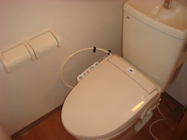 ジャルディニエールＡ トイレ