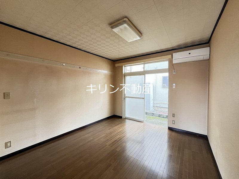 ワンルーム神川 ベッドルーム