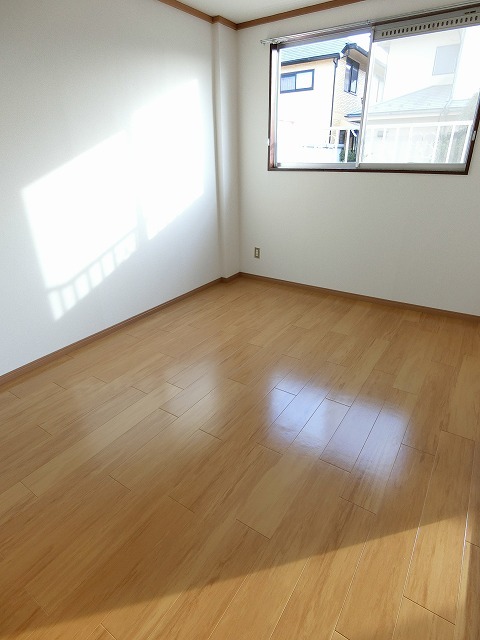 エルディム・山田 ベッドルーム