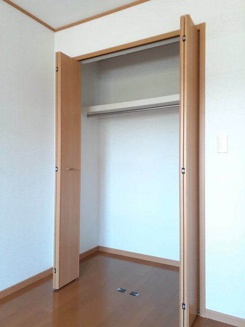 フェリーチェカーサＣ 収納