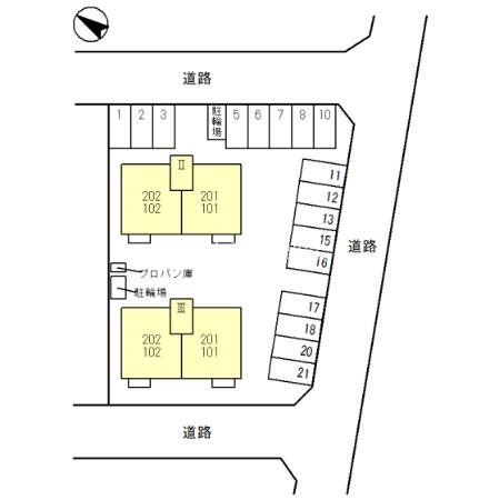 アットイーズⅢ 駐車場