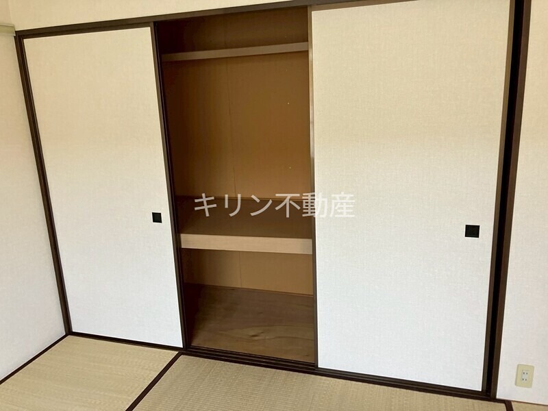 アーバン本庄B 収納