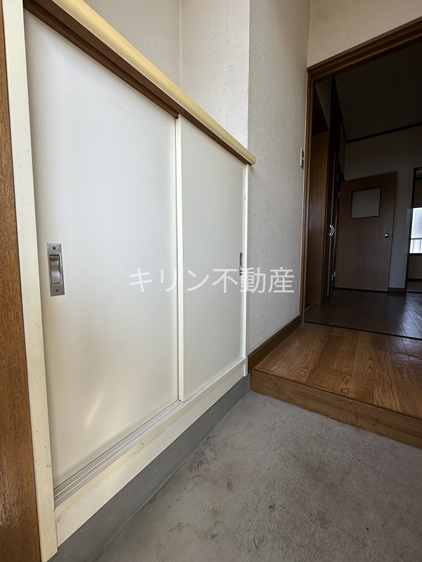 ライオンズパレスⅢ 玄関