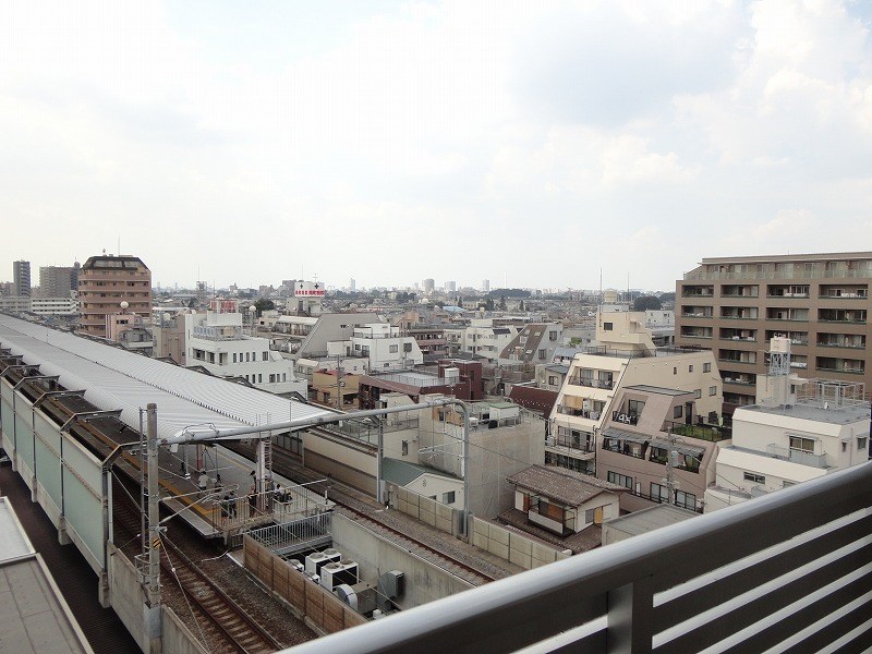 グラントゥルース桜台駅前 ベランダ