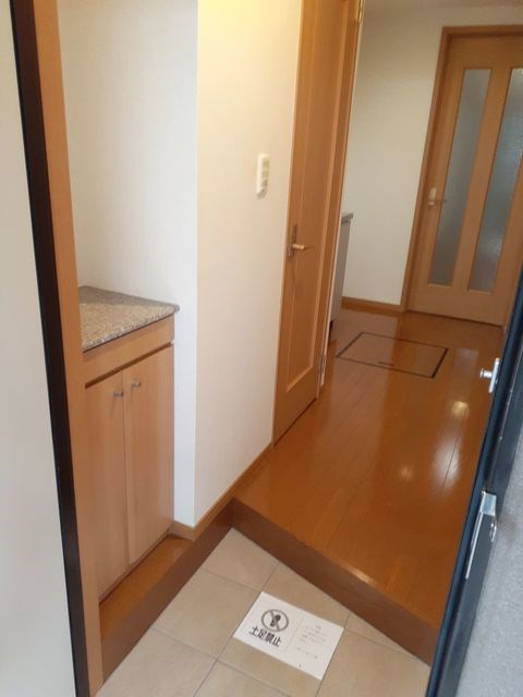 ZERO ワンステージ 玄関