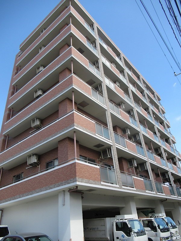 クレスト高松 外観
